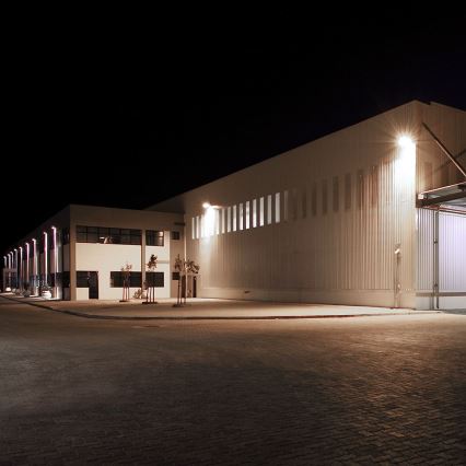 LED Prožektors LED/30W/230V 3000/4000/6500K IP65 melna