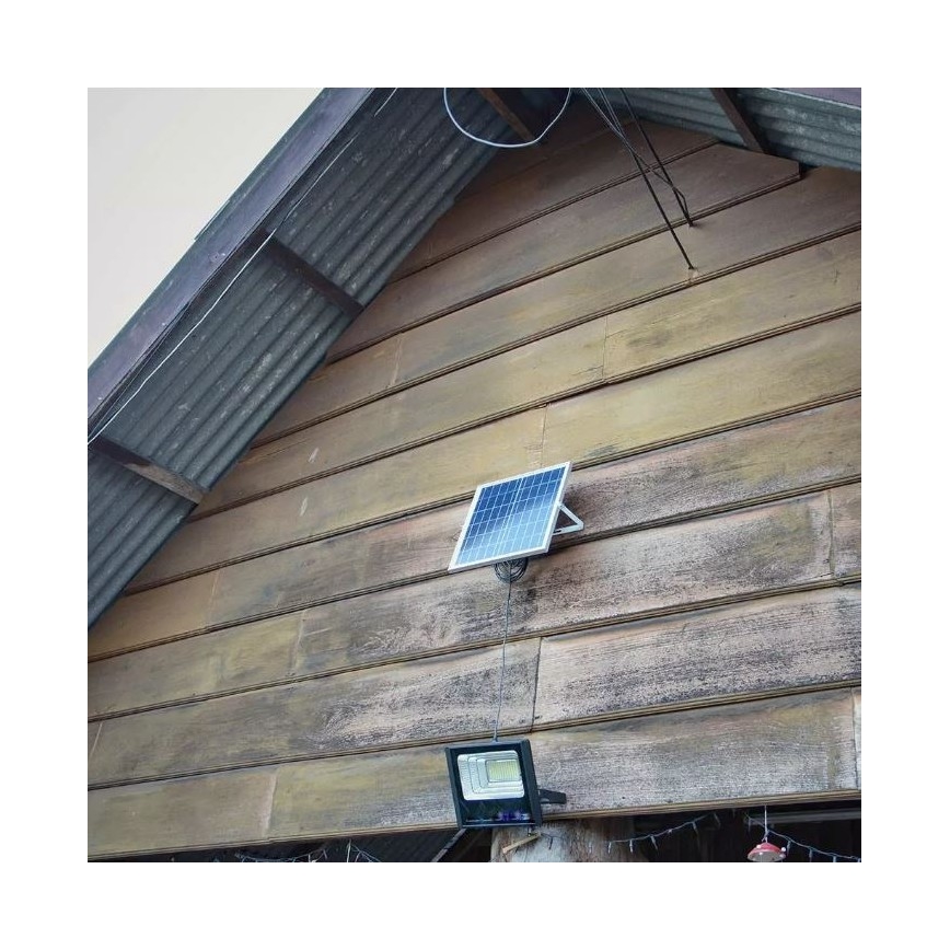 LED regulējams saules prožektors LED/12W/3,2V 6000K IP65 5000 mAh + tālvadība