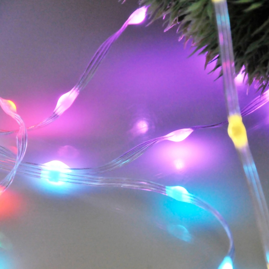 LED RGB Ziemassvētku virtene LED/10W/5V 10 m USB + ar tālvadības pulti