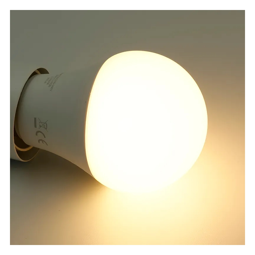 LED RGBW Aptumšojama spuldze A60 E27/9W/230V 2700-6500K Wi-Fi Tuya
