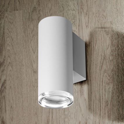 LED RGBW Regulējams vannas istabas sienas apgaismojums TURYN 1xGU10/6,5W/230V 2700-6500K Wi-Fi IP44 balts
