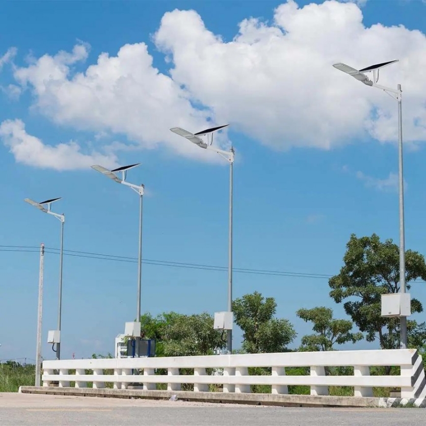 LED Aptumšojama saules enerģijas iela lampa SAMSUNG CHIP LED/50W/6,4V 4000K IP65 30000 mAh + tālvadības pults