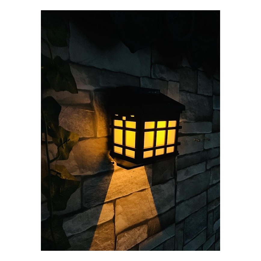 LED Saules enerģijas lampa ar krēslas sensoru LED/2V 70 mAh IP44