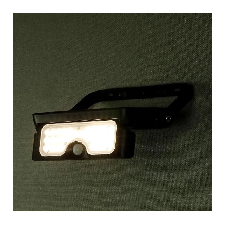 LED Saules enerģijas prožektors ar sensoru LED/5W/3,7V IP65 4000K 3000 mAh