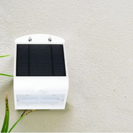 LED Saules enerģijas sienas lampa ar sensoru LED/3W/3,7V 3000/4000K IP65 2000 mAh balta