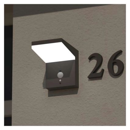 LED Saules enerģijas sienas lampa ar sensoru LED/4,4W/3,7V 2200 mAh IP44