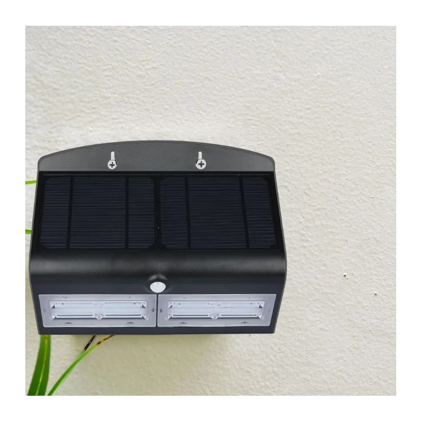 LED Saules enerģijas sienas lampa ar sensoru LED/7W/3,7V 4000K IP65 melna