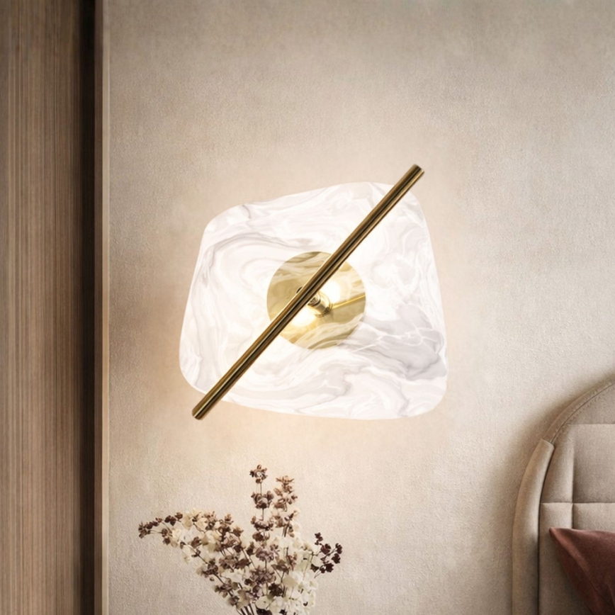 LED sienas gaismeklis RELAX LED/5W/230V zelta/balta