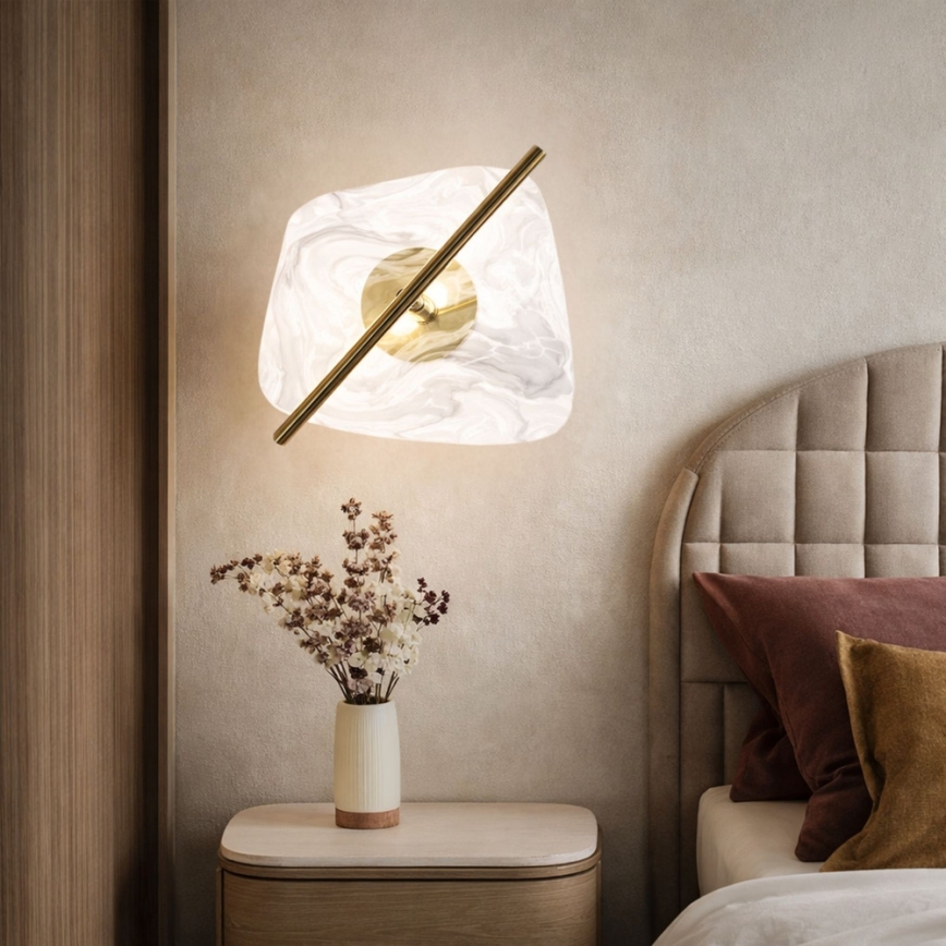 LED sienas gaismeklis RELAX LED/5W/230V zelta/balta