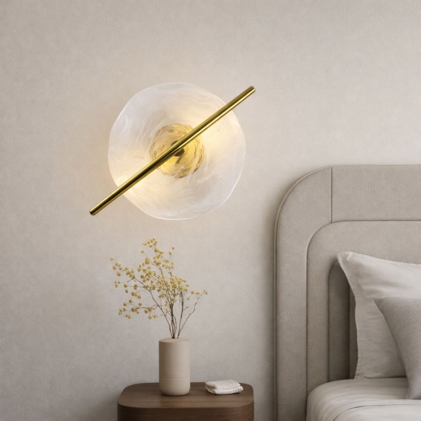 LED sienas gaismeklis RELAX LED/5W/230V zelta/balta