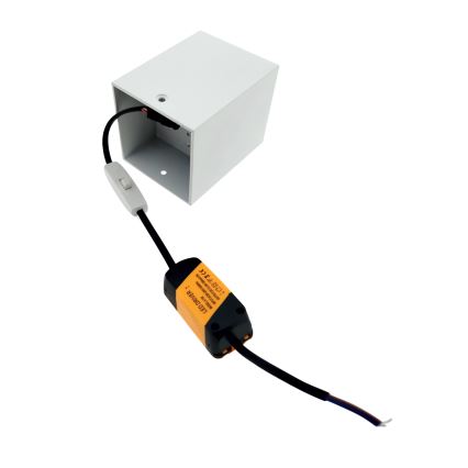 LED spot gaismeklis LED/5W/230V 3000/4000/6400K 7,5x7,5 cm balts