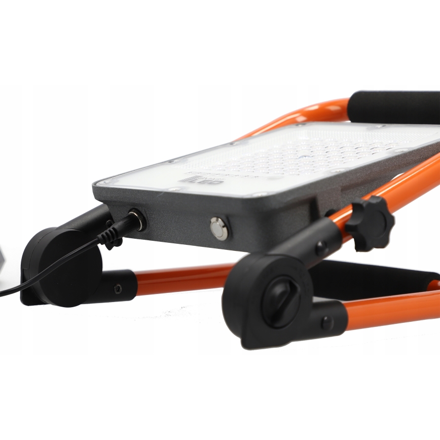 LED uzlādējamais prožektors ar statīvu LED/100W/3,2V 5000K 5000 mAh IP65 oranžs