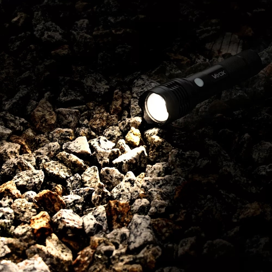 LED Uzlādējams lukturis LED/10W/5V IPX4 800 spīdīgs 1200 mAh