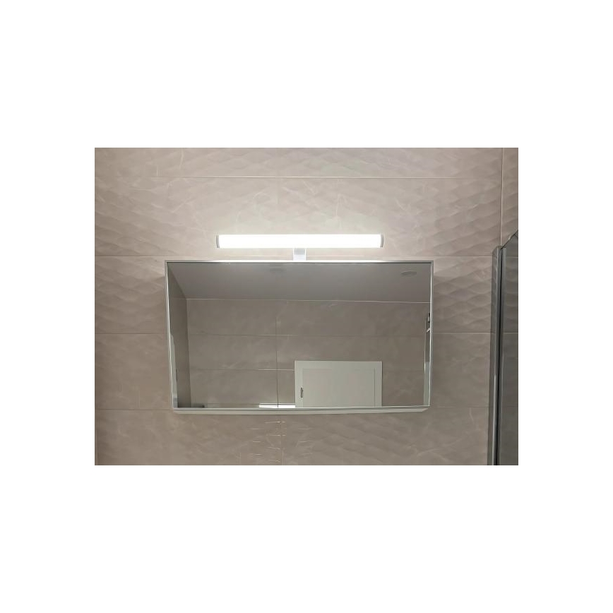 LED vannas istabas spoguļa apgaismojums, 12 W, 230 V, 59,5 cm, IP44, balts