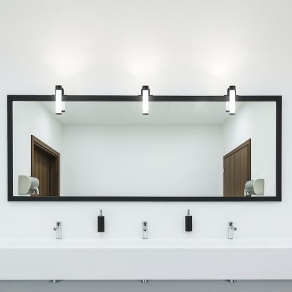 LED vannasistabas spoguļa apgaismojums APA MINI LED/4W/230V IP44 melns