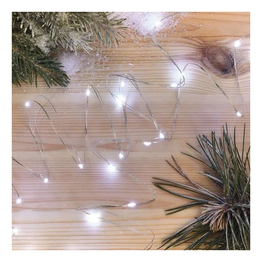 LED  virtene 20xLED/2xAA 2,4m auksti balta