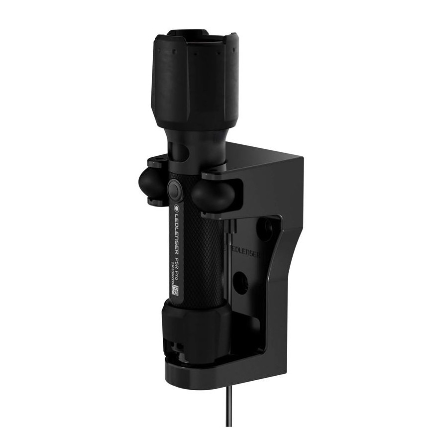 Ledlenser P5R PRO - uzlādējams LED lukturis ar regulējamu spilgtumu, 920 mAh, IP68, 750 lm, 18 h, melns