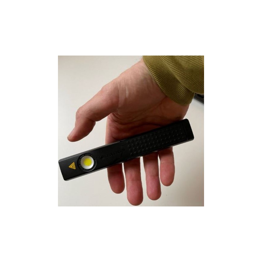 Ledlenser W4R - uzlādējams LED darba lukturis ar regulējamu spilgtumu, 760 mAh, IP54, 220 lm
