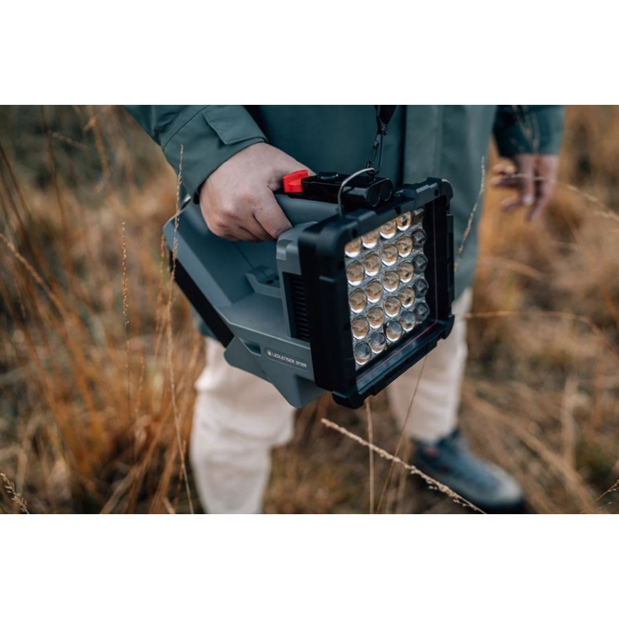 Ledlenser XP30R - LED uzlādējams lukturis ar regulējamu spilgtumu LED/5000 mAh IP54 32000 lm 16 h pelēks