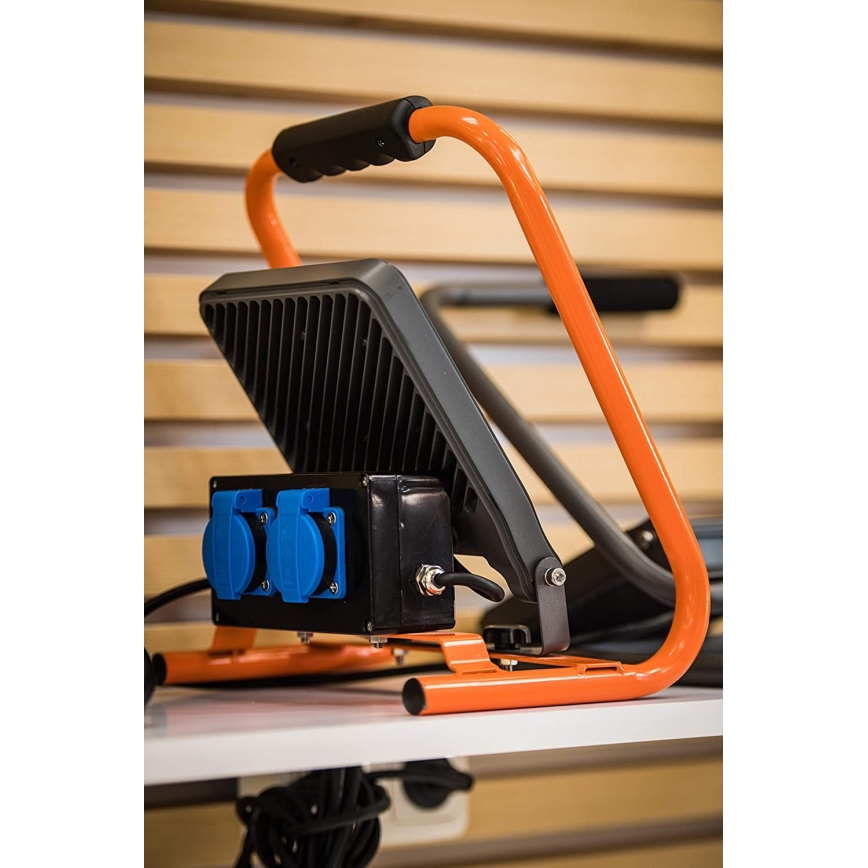 Ledvance - LED plūdu gaismeklis R-STAND LED/20W/230V IP44