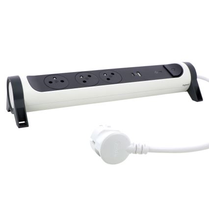 Legrand 049416 - Pagarinātāja vads ar slēdzi 3Z Tips E + USB-A + USB-C 1,5m