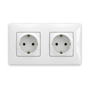 Legrand - Divkārša mājas SCHUKO kontaktligzda ar rāmi NILOE 250V balta
