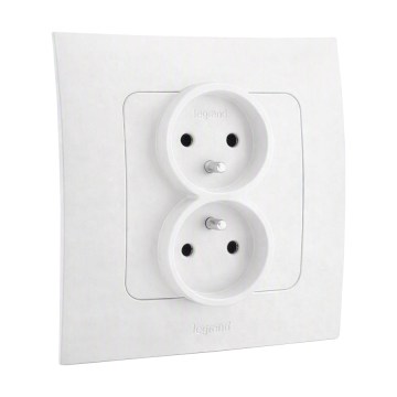 Legrand - Dubultā mājas kontaktligzda ar rāmīti NILOE 250V balta