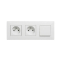 Legrand - Dubultā mājas kontaktligzda un vienpolu slēdzis Nr. 1 ar rāmi NILOE STEP 250V balta