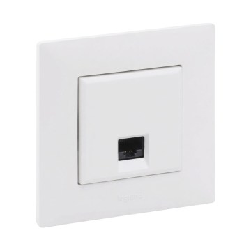 Legrand - Ethernet kontaktligzda RJ45 ar rāmi NILOE STEP balta