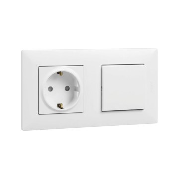 Legrand - mājas SCHUKO kontaktligzda un vienpolu slēdzis Nr. 1 ar rāmi NILOE STEP 250V balts