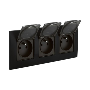 Legrand - Trīskārša āra kontaktligzda NILOE 250V IP44 melna