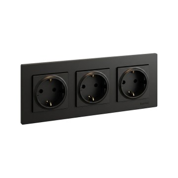 Legrand - Trīskārša mājas SCHUKO NILOE STEP 250V melna