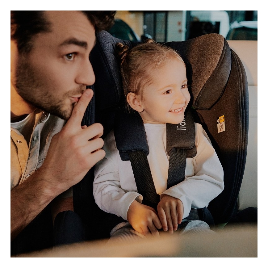 Lionelo - Bērnu autokrēsls ar pagriežamu bāzi HARPER i-Size 76-150 cm Black Carbon