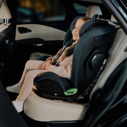 Lionelo - Bērnu autokrēsls ar pagriežamu bāzi HARPER i-Size 76-150 cm Black Carbon