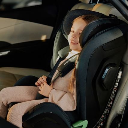 Lionelo - Bērnu autokrēsls ar pagriežamu bāzi HARPER i-Size 76-150 cm Black Carbon