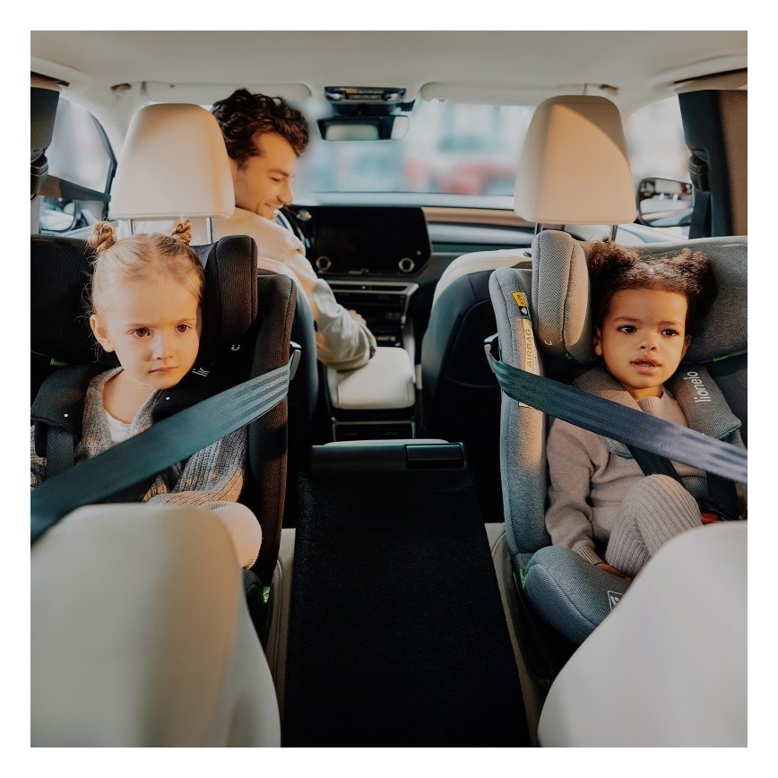 Lionelo - Bērnu autosēdeklis ar bāzi, pagriezams BRAVE i-Size 40-150 cm Black Carbon