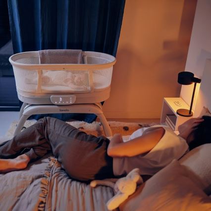 Lionelo - Bērnu gultiņa ar iebūvētu svara mērītāju CORAL White