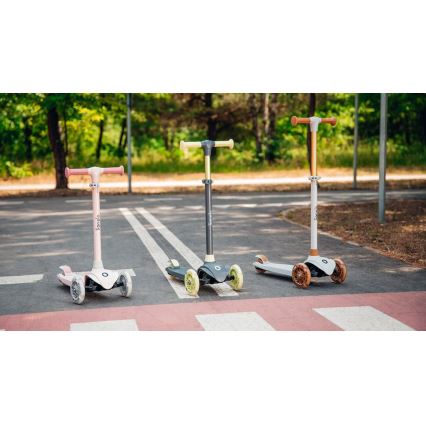 Lionelo - Bērnu skrejritenis JESSY 3xAA pelēks/zaļš