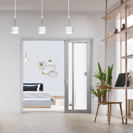 Lustra ar auklu ARENA 3xGX53/11W/230V balta/spīdīgi hromēts