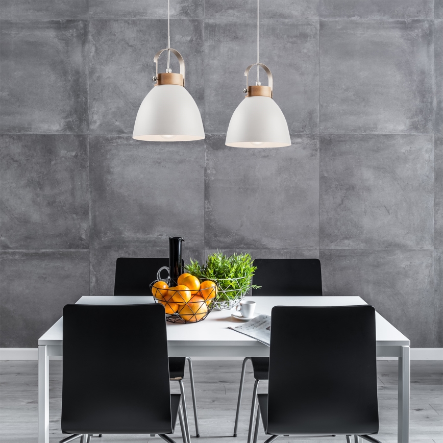Lustra ar auklu DANIELLE 2xE27/60W/230V dižskābardis