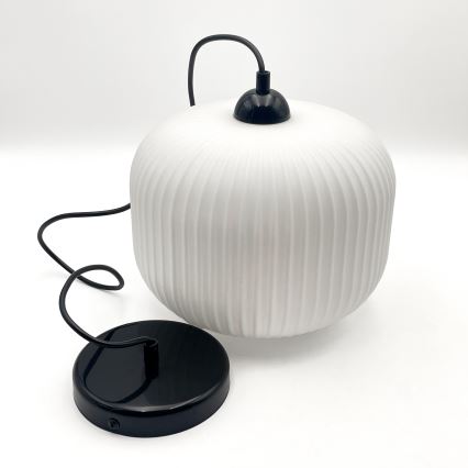Lustra ar auklu HARMA 1xE27/15W/230V d. 20 cm balta/melna