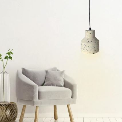 Lustra ar auklu TERRAZZO 1xE27/60W/230V d. 12 cm krēmkrāsa