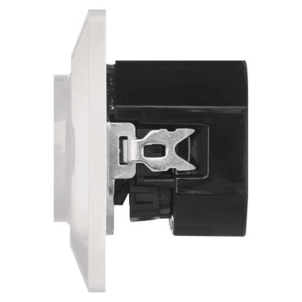 Mājas kontaktligzda ar USB‑A un USB‑C uzlādes portiem
