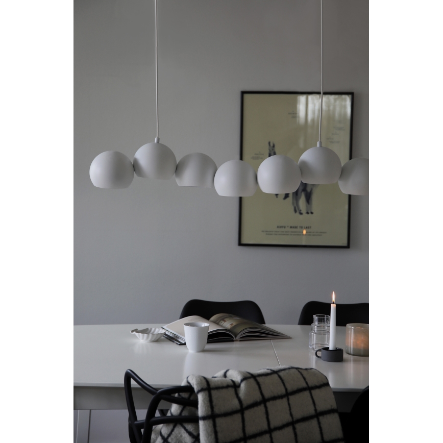 Markslöjd 108859 - Lustra ar auklu CUPOLO 7xE14/40W/230V balta
