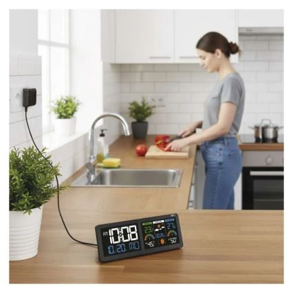 Meteostacija ar krāsainu LCD displeju un modinātāju 5V 3xAAA + 2xAA melna
