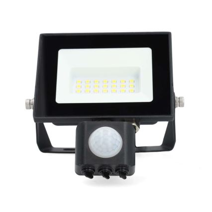 LED reflektors ar sensoru LED/20W/230V 4000K IP44