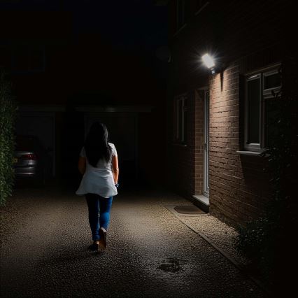 LED regulējams prožektors ar kustības sensoru SmartLife LED/20W/230V 3000-6500K IP44 Wi-Fi