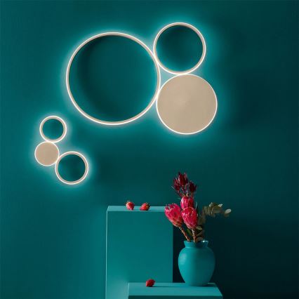 Ondaluce - LED sienas gaismeklis ar regulējamu spilgtumu POIS LED/42W/230V zelta krāsā