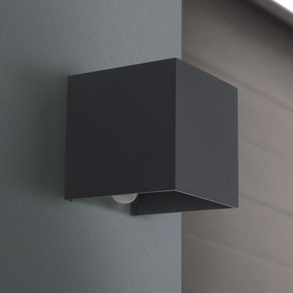 LED Āra sienas lampa ar kustības un krēslas sensoru CUBE-S LED/13W/230V IP54 antracīta