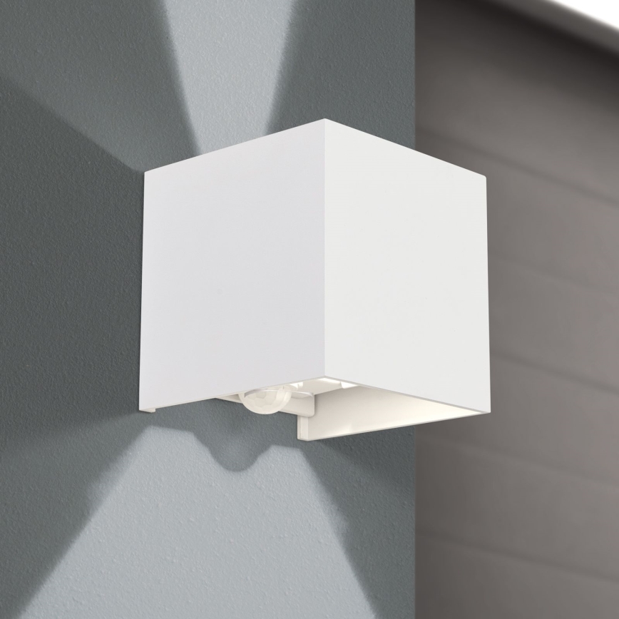 LED Āra sienas lampa ar kustības un krēslu sensoru CUBE-S LED/13W/230V IP54 balta